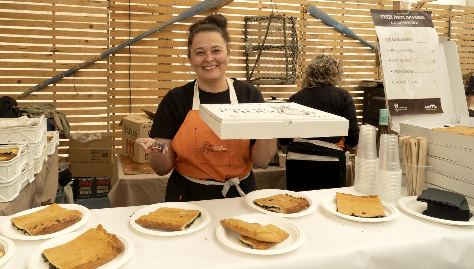 Galería | Un domingo en Redondela entre choco y Revilla