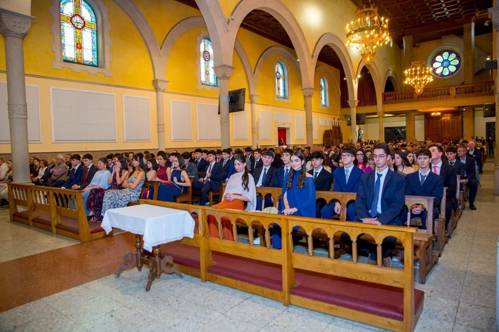 Galería | Los alumnos de 2º de Bachillerato de Salesianos celebran su graduación