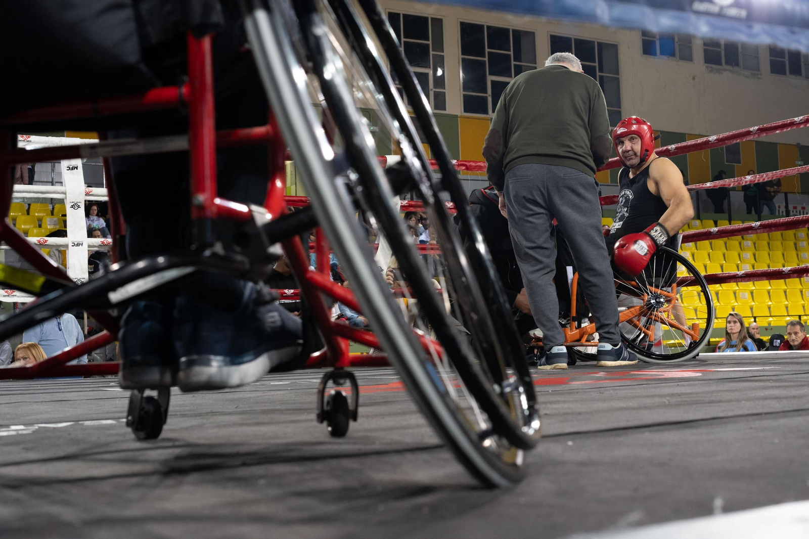 Galería | El boxeo vive una velada espectacular en la vuelta de Simón González a un ring