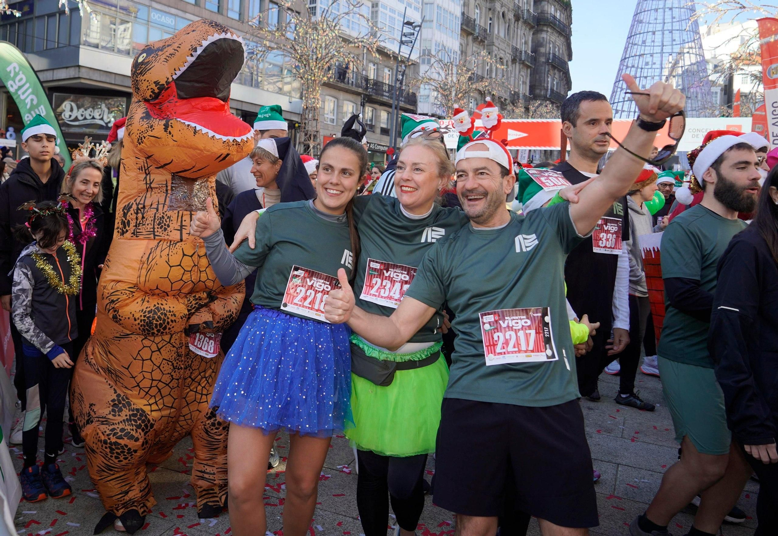 Galería | Disfraces y atletismo en la San Silvestre de Vigo 2025