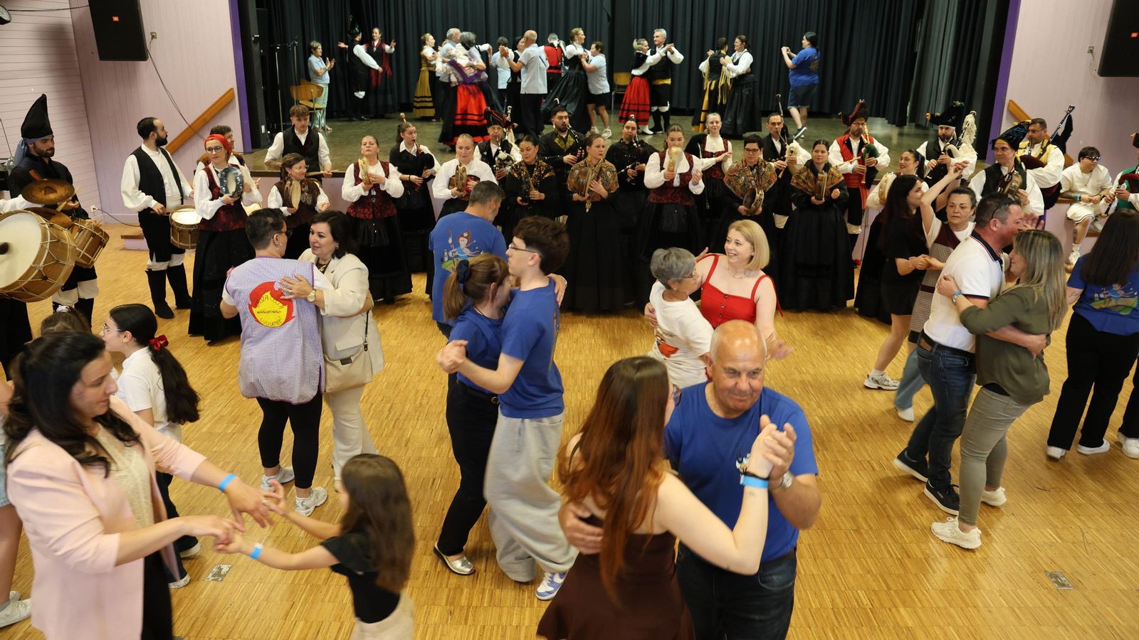 Un momento del baile