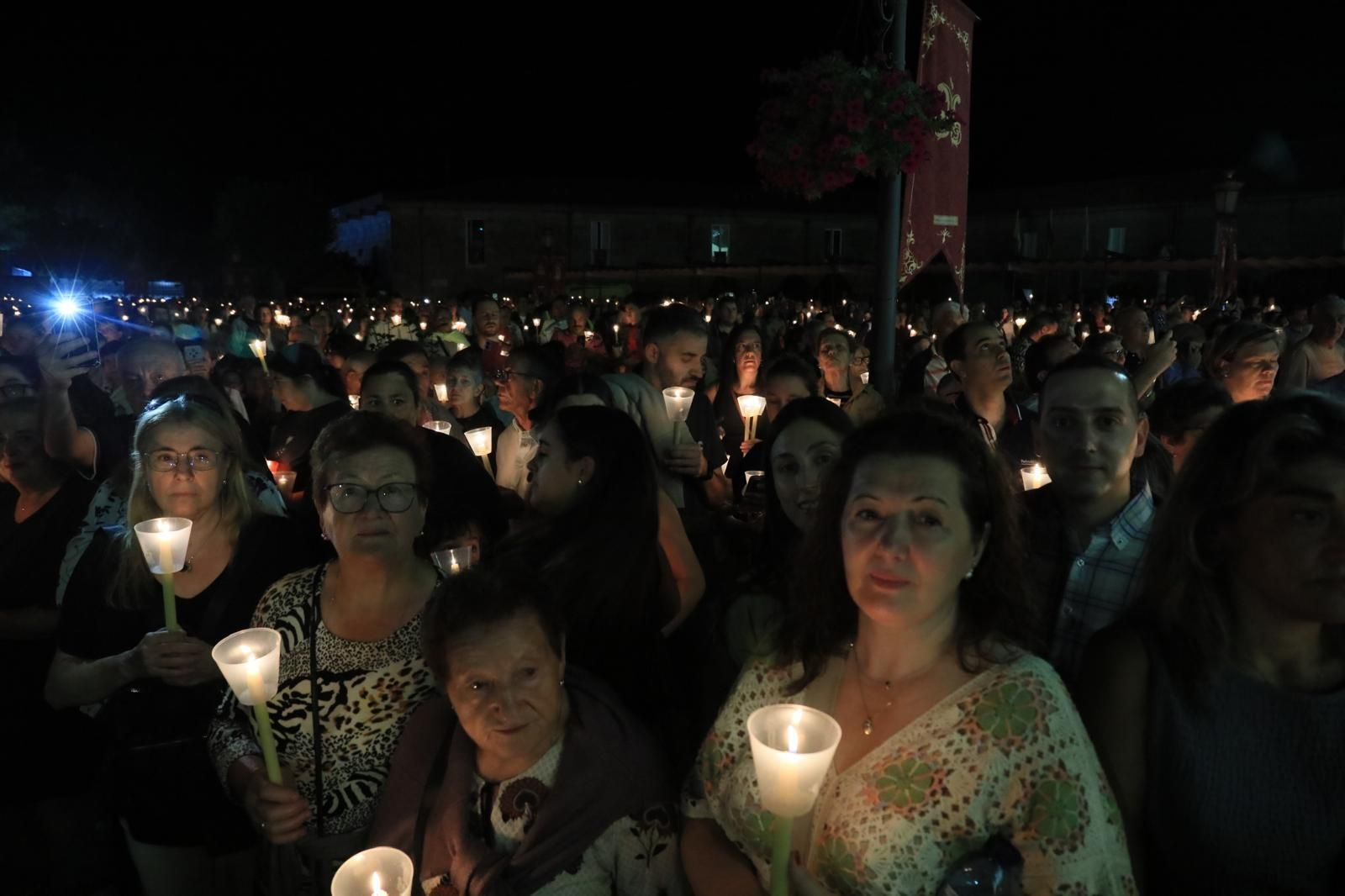 Galería | Un mar de luces iluminó el Santuario de Nosa Señora dos Milagros