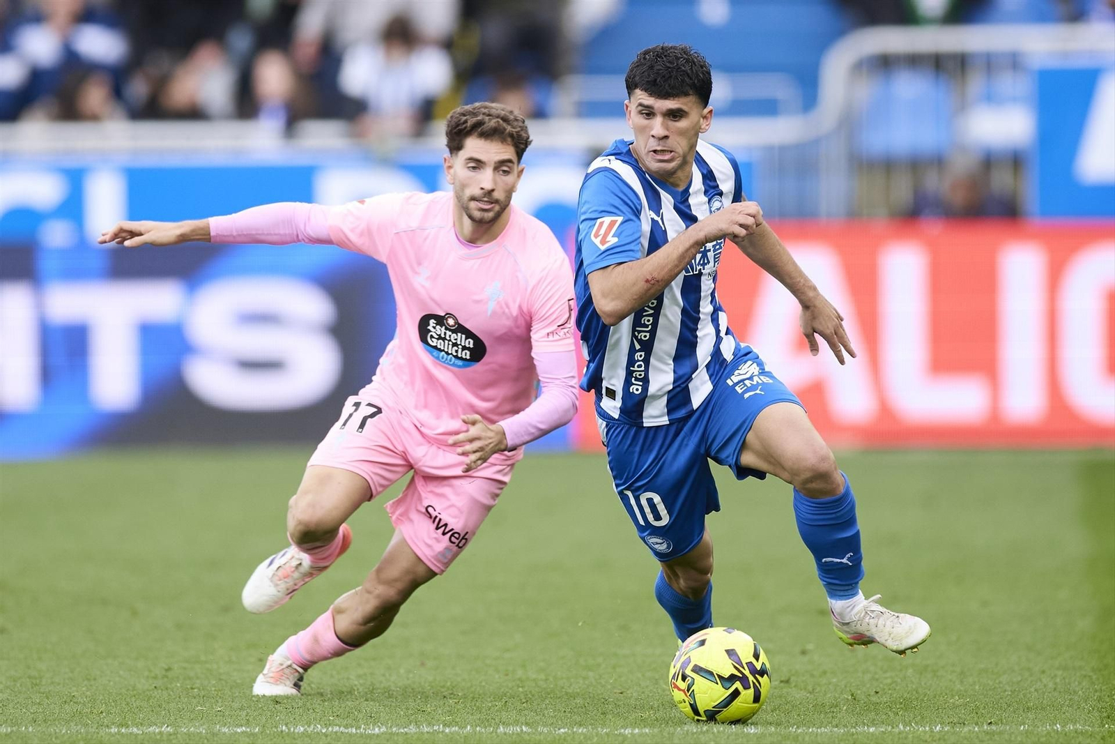 Galería | El partido entre el Alavés y el Celta en Mendizorrotza