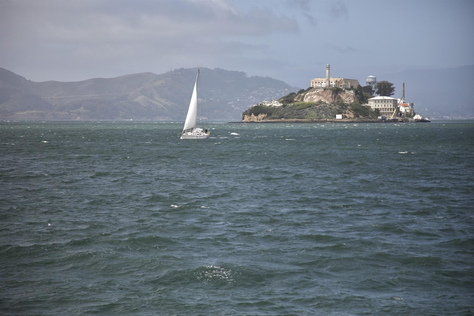 La isla de Alcatraz, en la costa de San Francisco, California