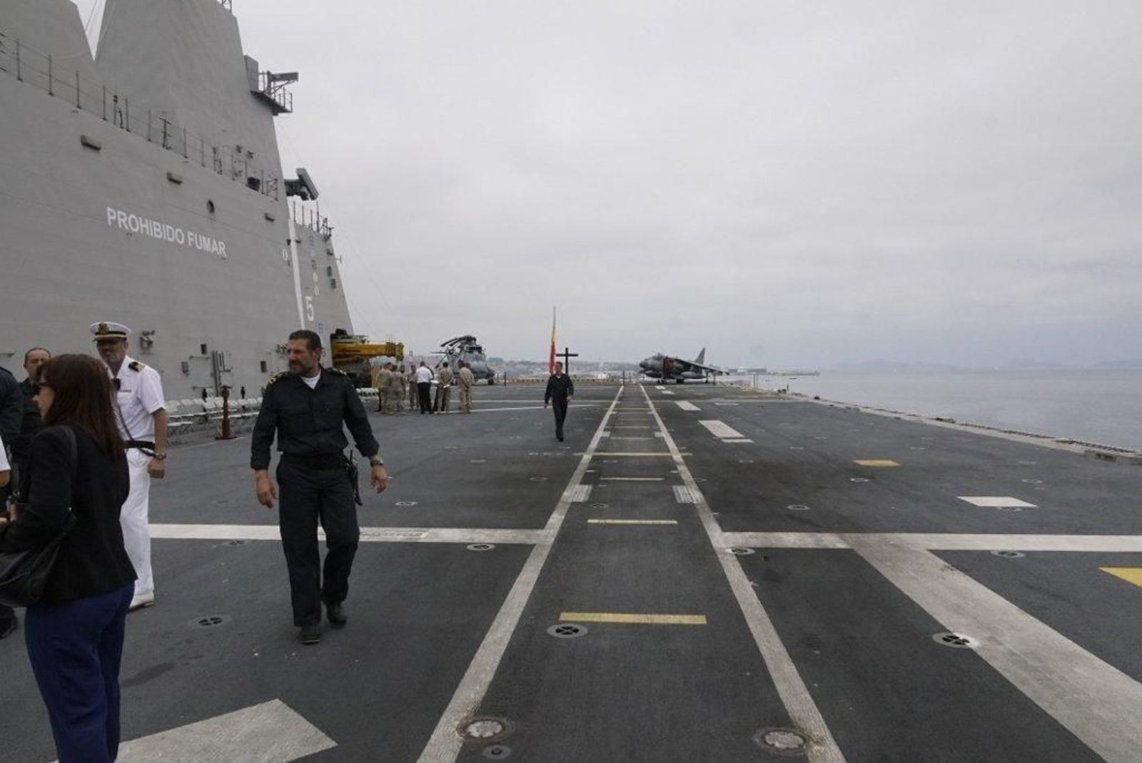 El portaviones Juan Carlos I en Vigo  (109) (1024x684)