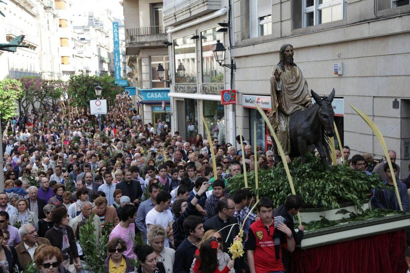 Procesión de La Borriquilla en Ourense.