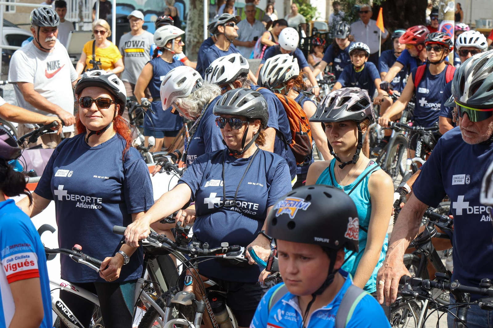 Galería | El ciclismo toma Vigo con la primera edición del Día de la Bici de Atlántico