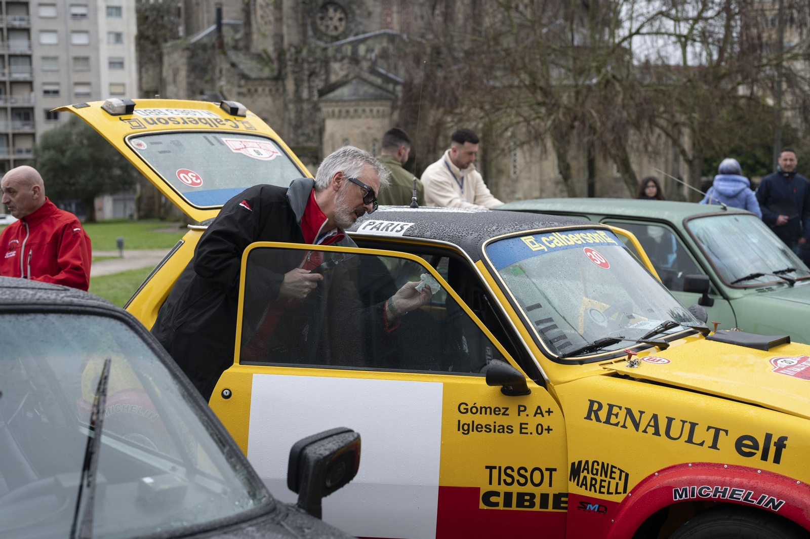 Galería | Los autos históricos disfrutan de una edición más del Rally do Lacón