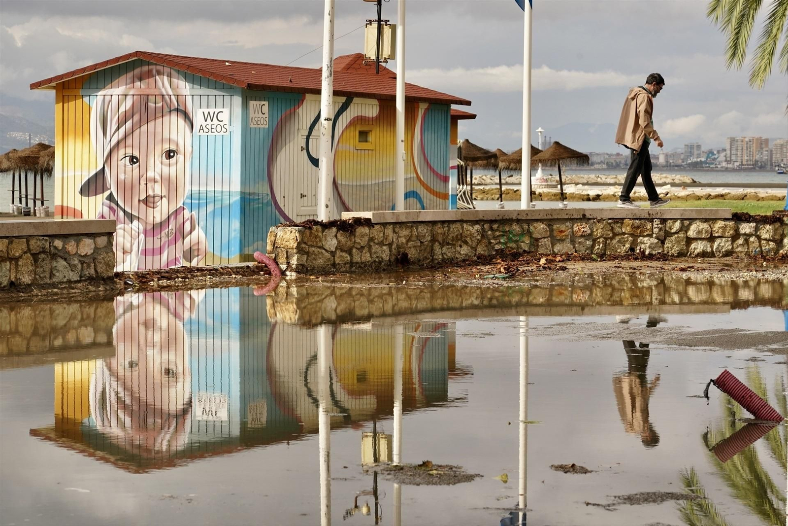Galería | Calles anegadas y lluvias torrenciales: el paso de la DANA por el Mediterráneo