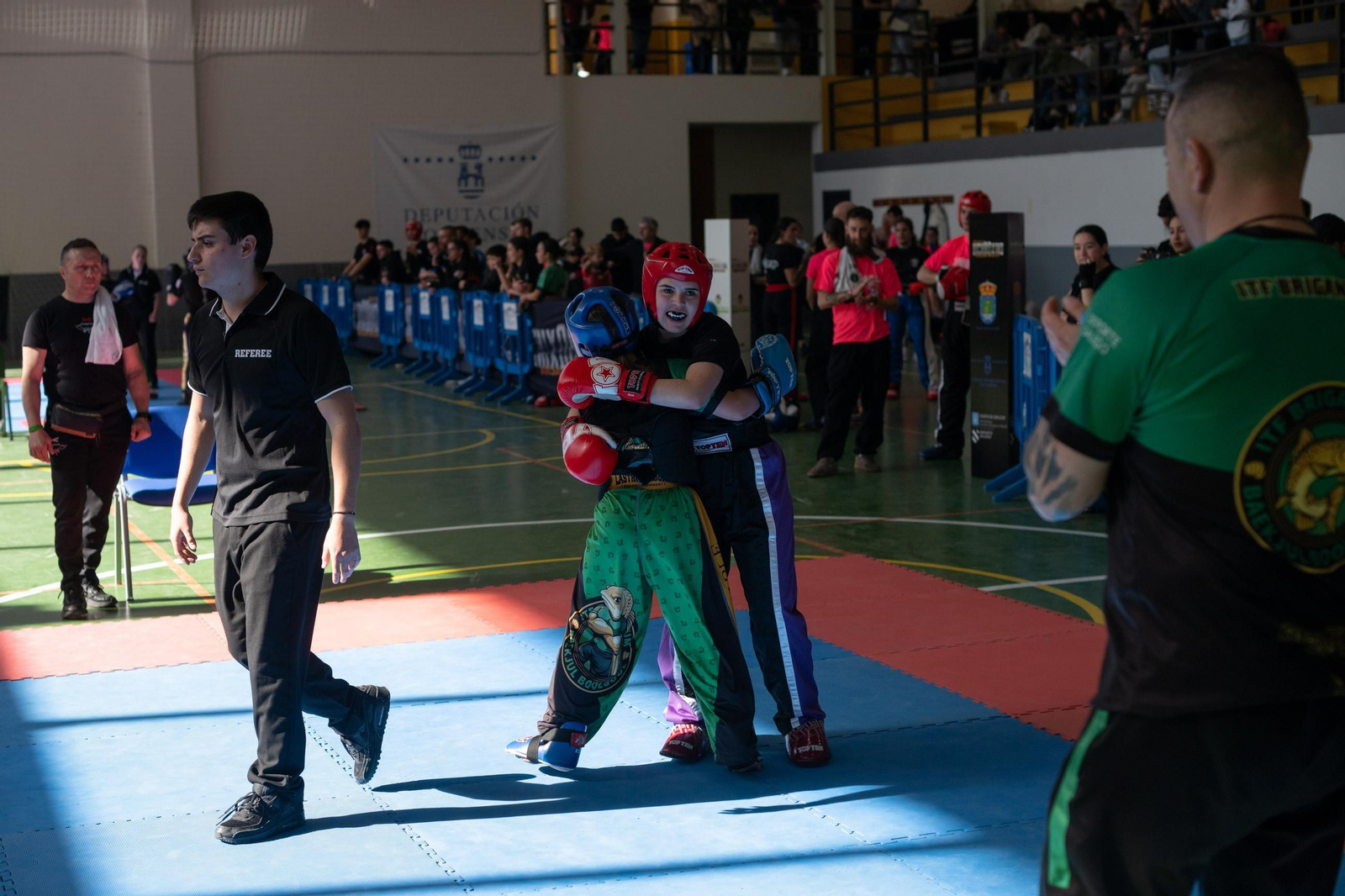 Galería | El kick boxing no falta a su cita con la Ribeira Sacra