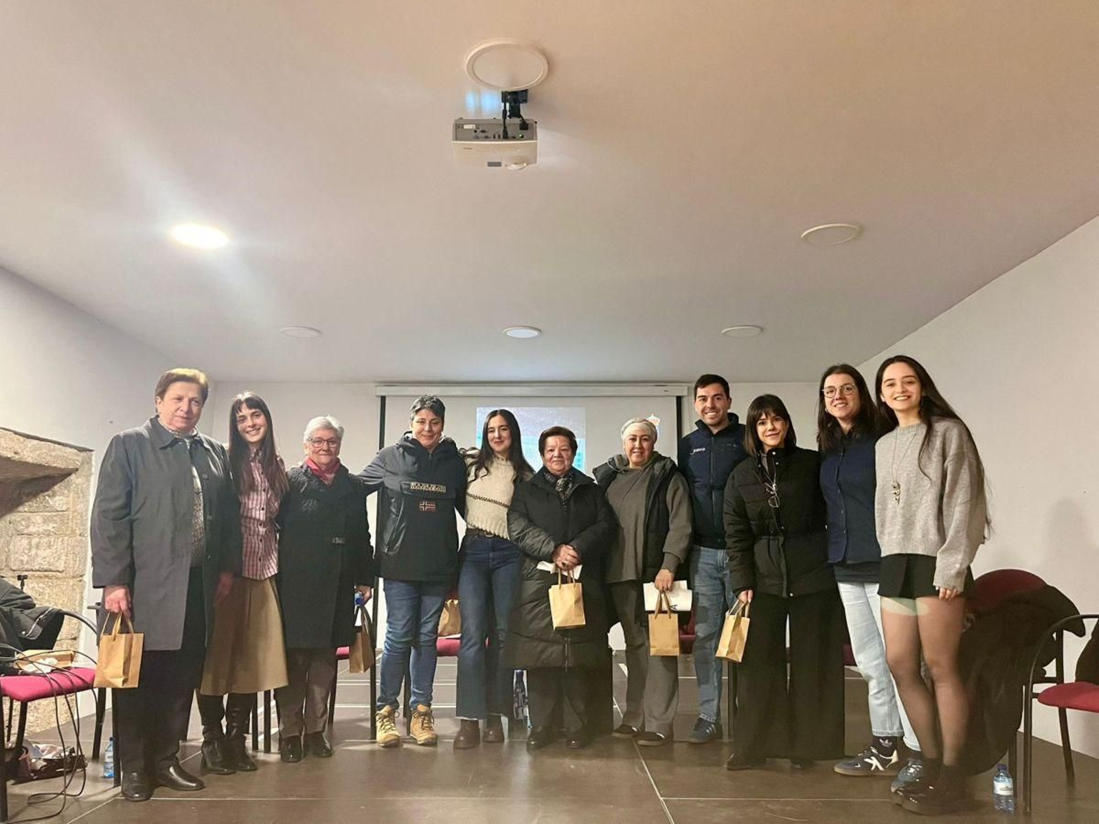 Galería | Ourense se une por la igualdad para conmemorar el 8M