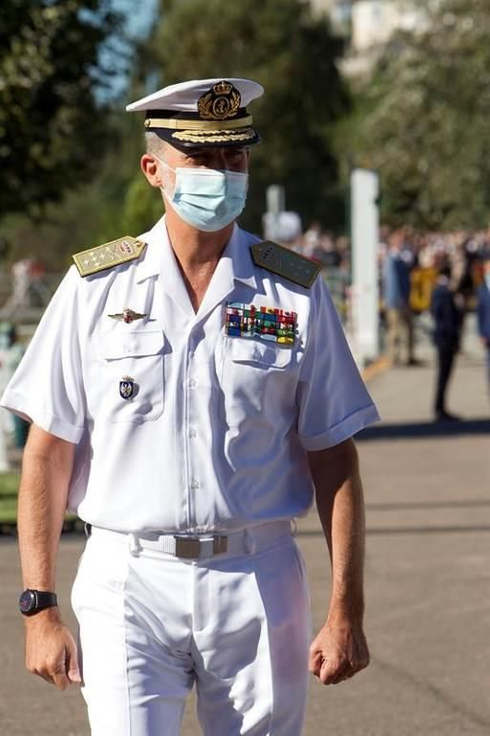 Tui recibe con aplausos al Rey en su visita a Comandancia Naval del Miño 14