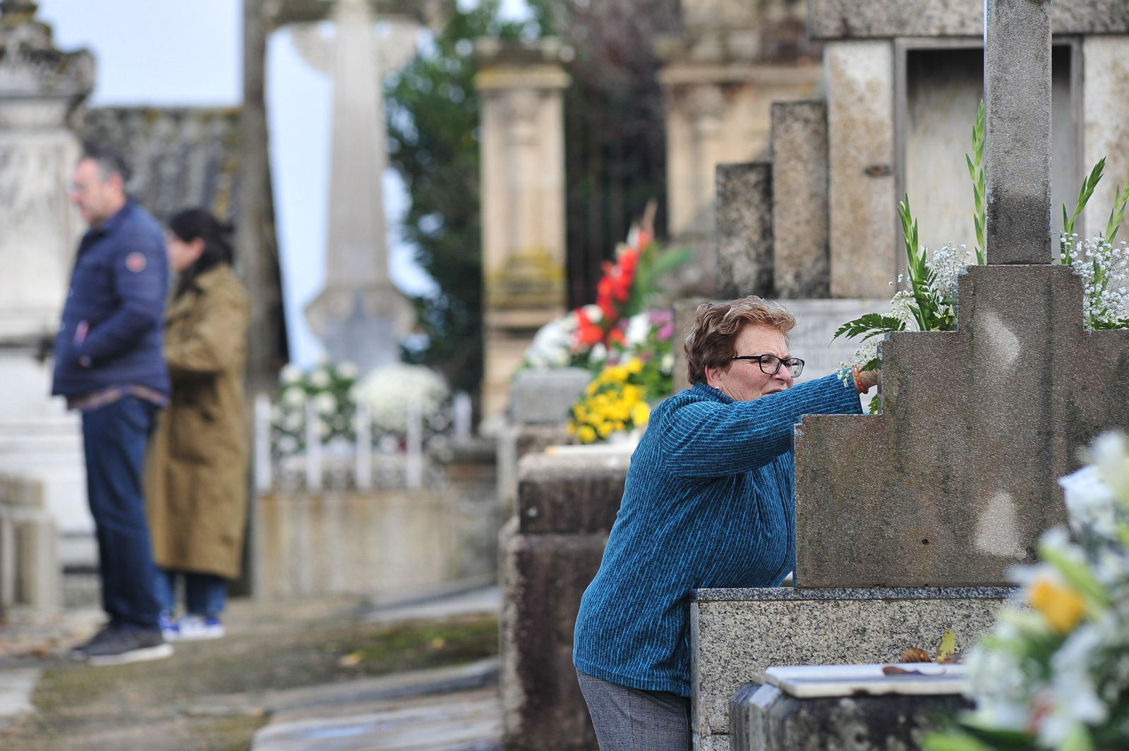 Día de Todos los Santos en el cementerio de San Francisco. José Paz
