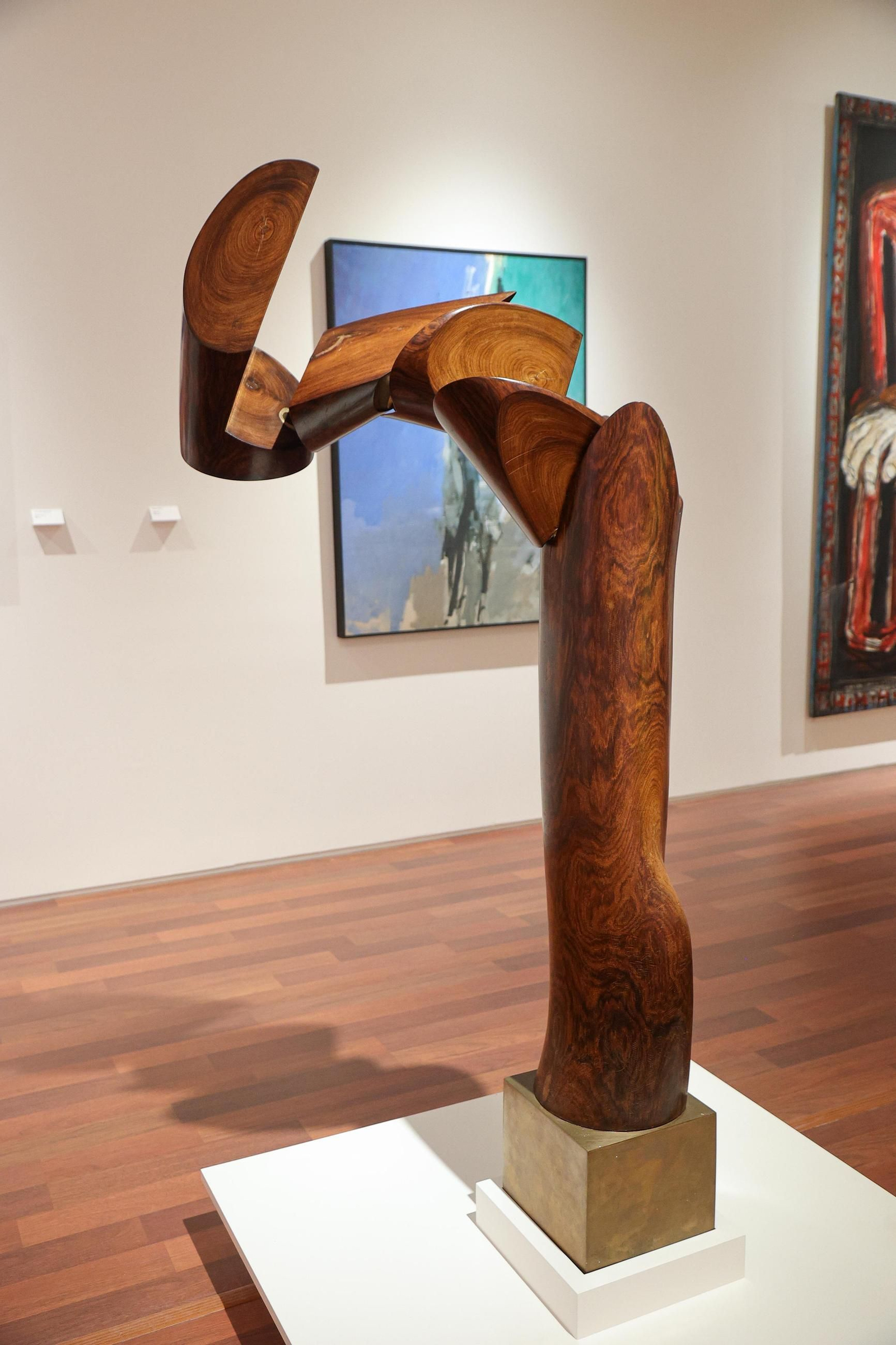 Galería | Casa das Artes acoge 70 obras de fondos municipales