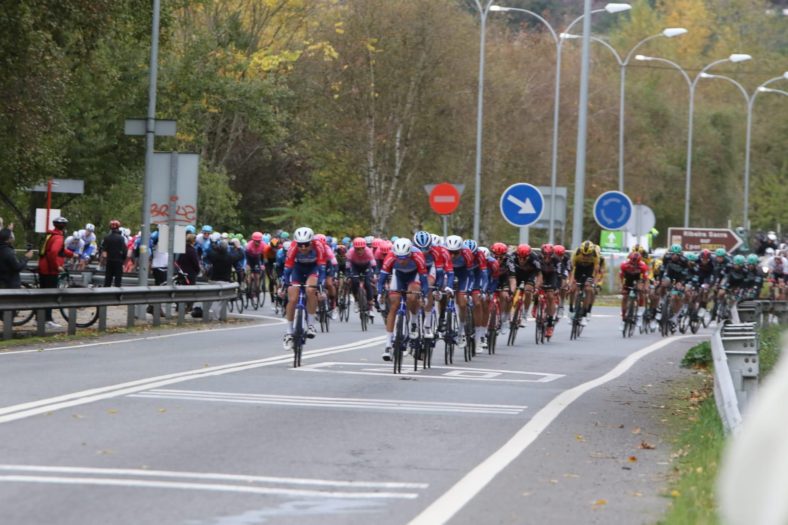 La Vuelta a España, por Ourense (IVÁN DACAL)