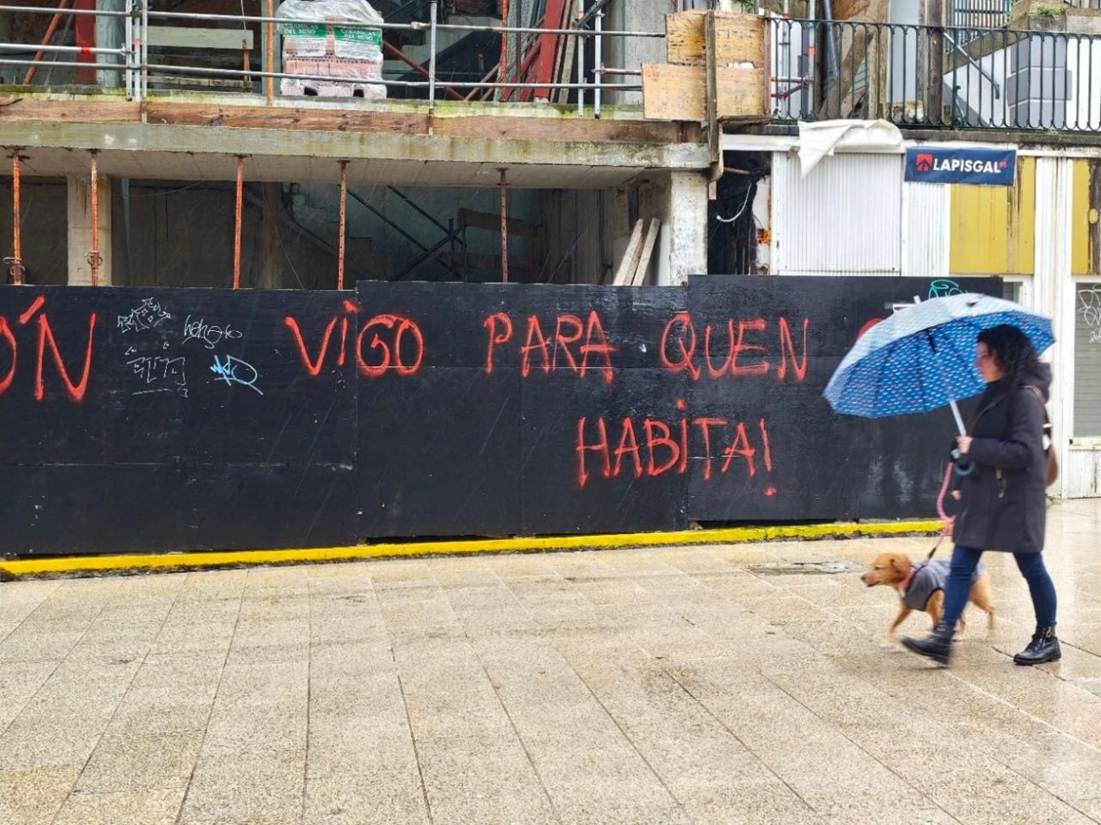 Turismofobia: uno de los grafitos que aparecen cada vez más a menudo