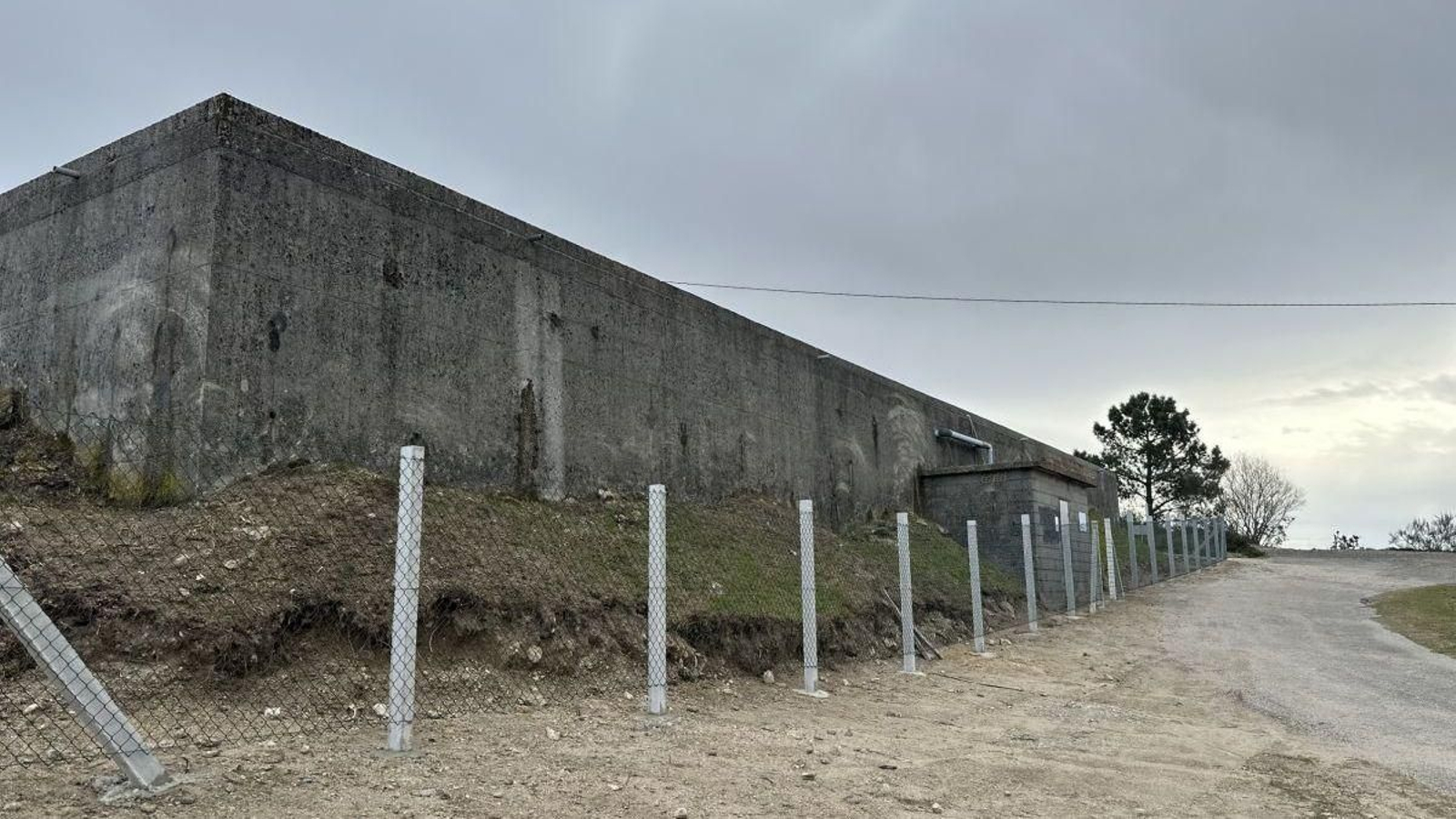 El depósito municipal de Portoaugavella, que estaba al 100% de capacidad, apareción totalmente vació.
