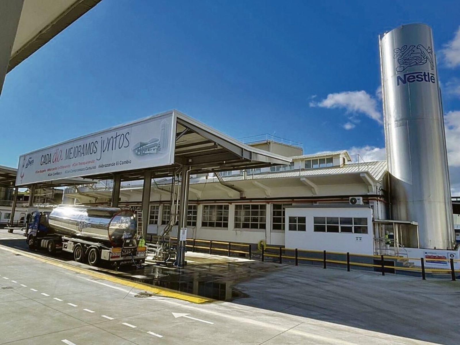 Instalaciones que la compañía tiene en Pontecesures con 85 años de trayectoria empresarial.