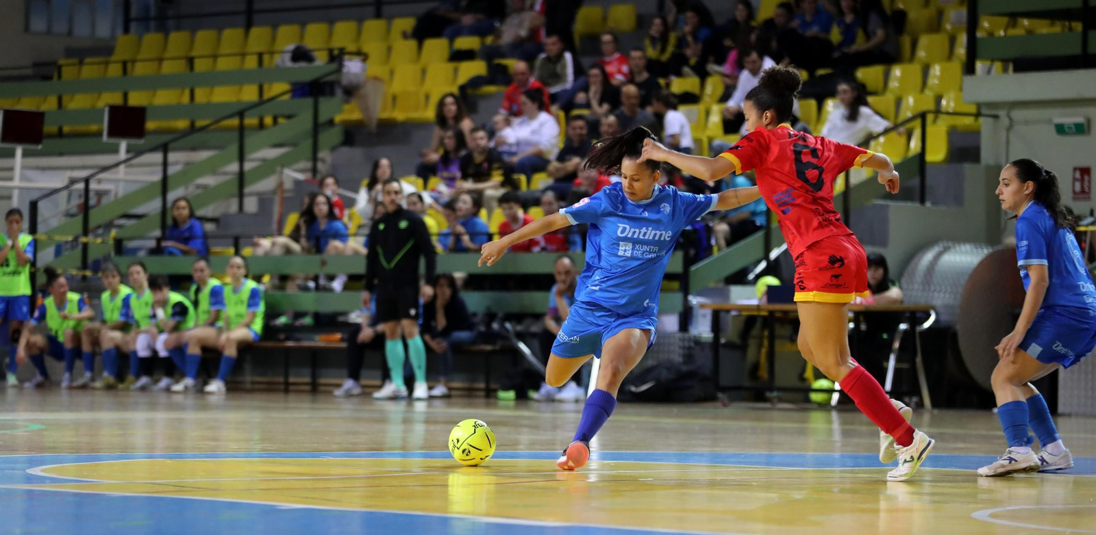 Galería | Empate en el derbi gallego entre el Ourense Ontime y FSF Castro