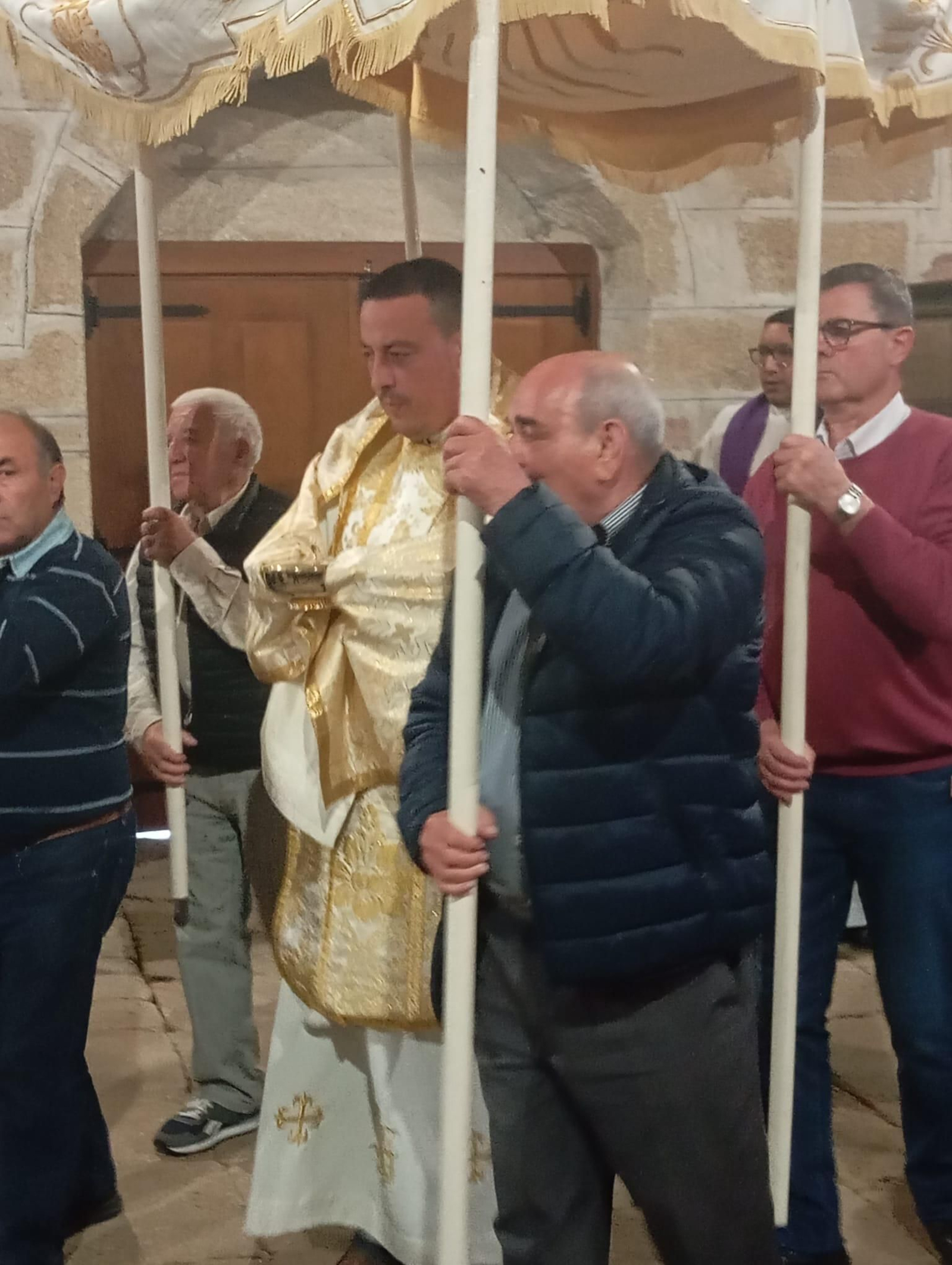 Galería | Las tinieblas y la procesión de los Penitentes conquistan Oímbra