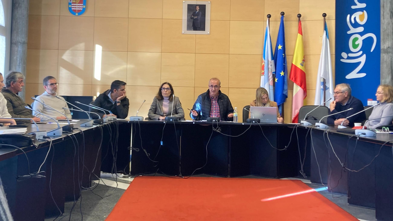 El pleno extraordinario celebrado ayer en Nigrán sobre el contrato de la basura.