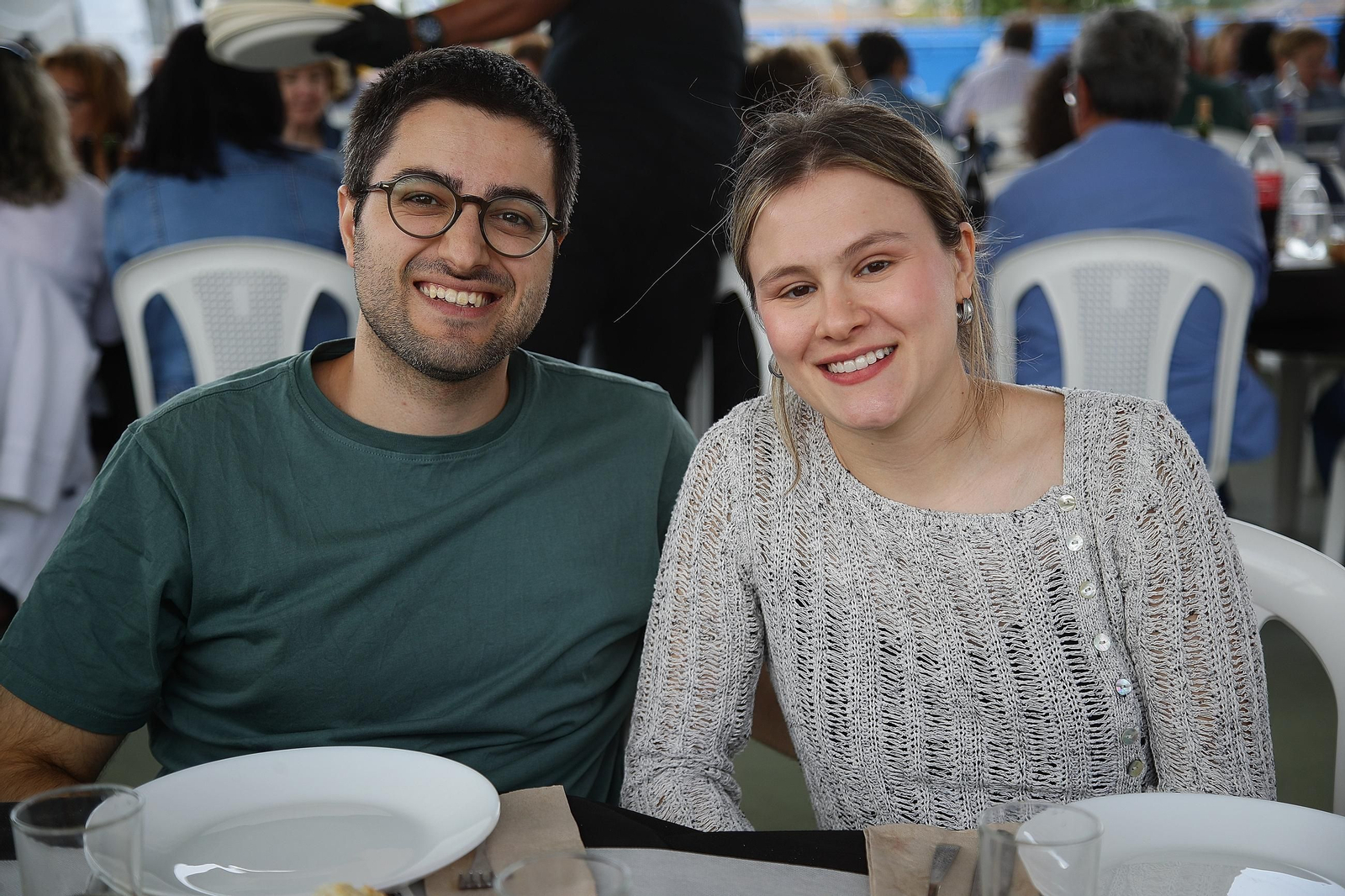 Galería | Biscoito de fariña, ovos, azucre e manteiga para celebrar a Festa da Bica en A Pobra de Trives