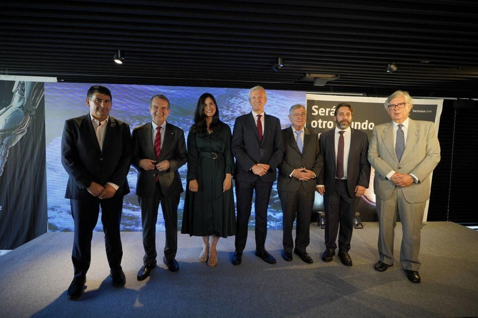 El acto del 50 aniversario congregó a más de 200 personas entre autoridades y empresarios en el Palacio de la Oliva. Las potencias conserveras de los cinco continentes asistieron al evento, que coincide con la Cumbre Mundial del Atún en Vigo.