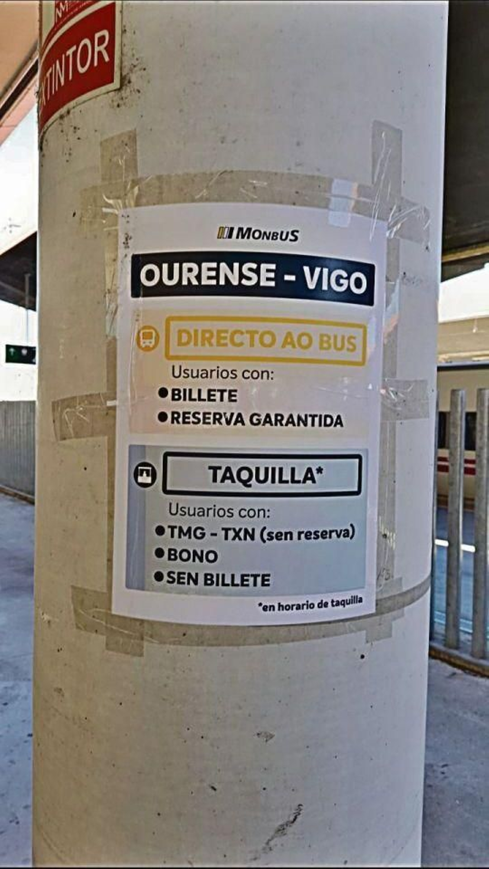 Mensaje en la estación de bus sobre la línea.