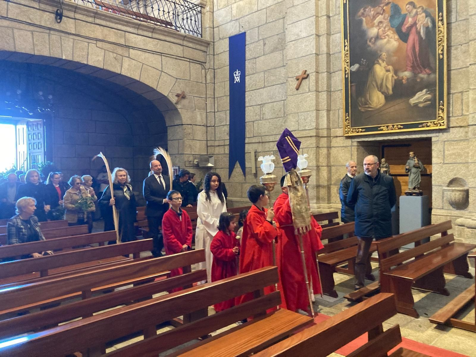 Galería | La Semana Santa de Castro Caldelas, una oportunidad para descubrir la Galicia interior