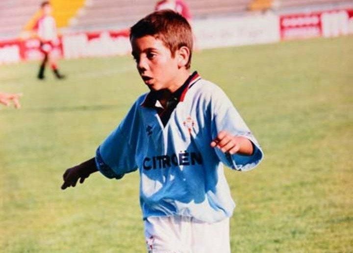  Aspas de niño jugando con el Celta.