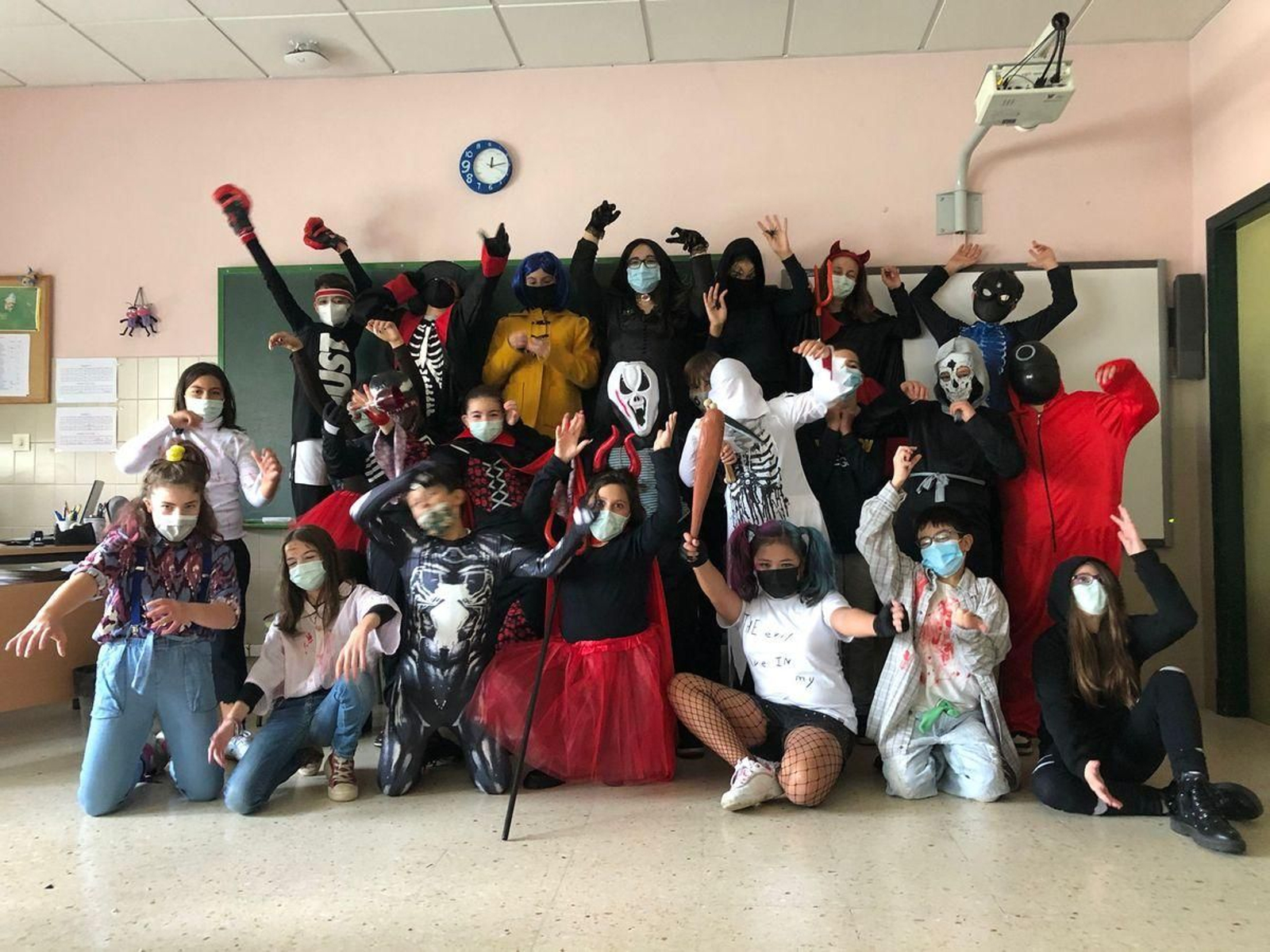 Mestre Vide. Tamén houbo as clásicas momias ou vampiros.