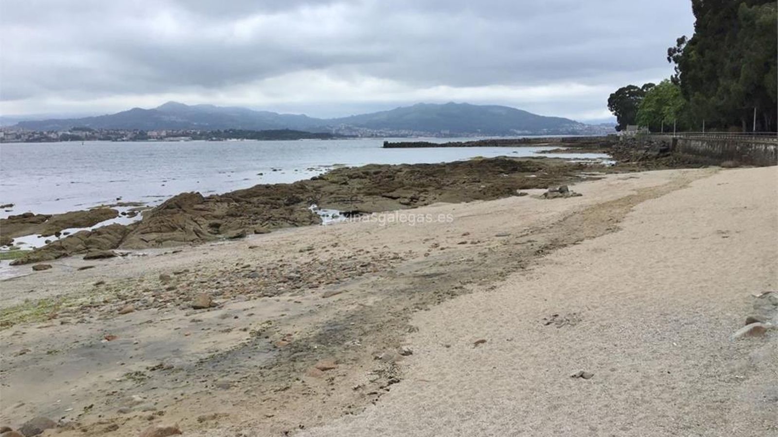 Playa de Cunchiña. // Páxinas Galegas