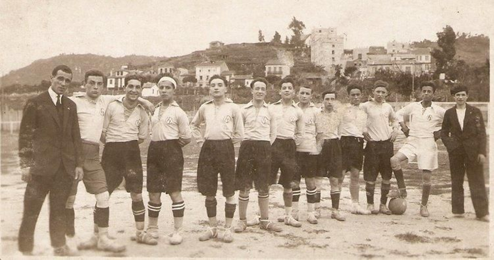 Club Numancia (Fotografía propiedade de Manuel Outeiriño.)