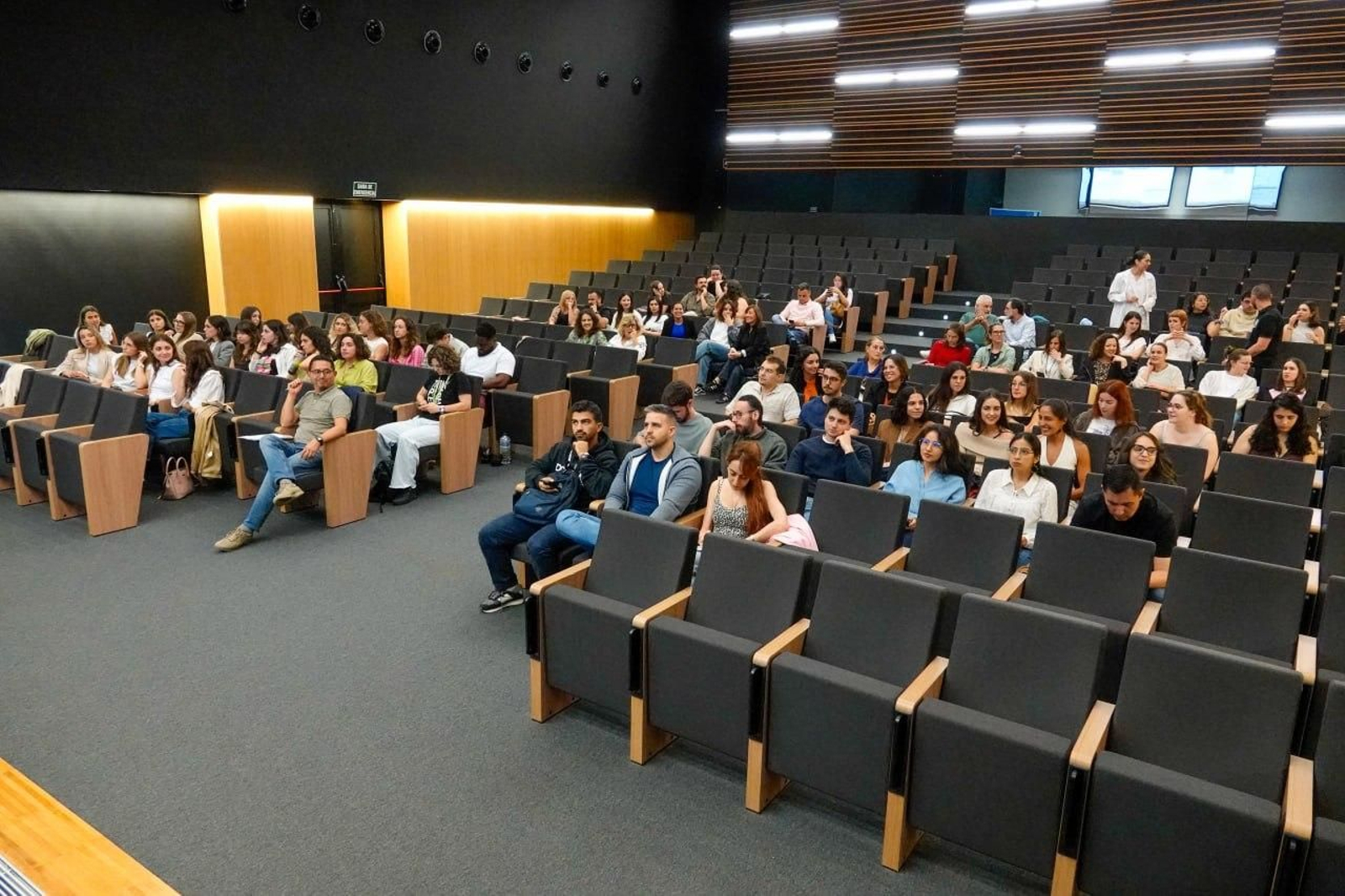 Los nuevos MIR tomaron ayer posesión de su plaza en un acto celebrado en el Cunqueiro.