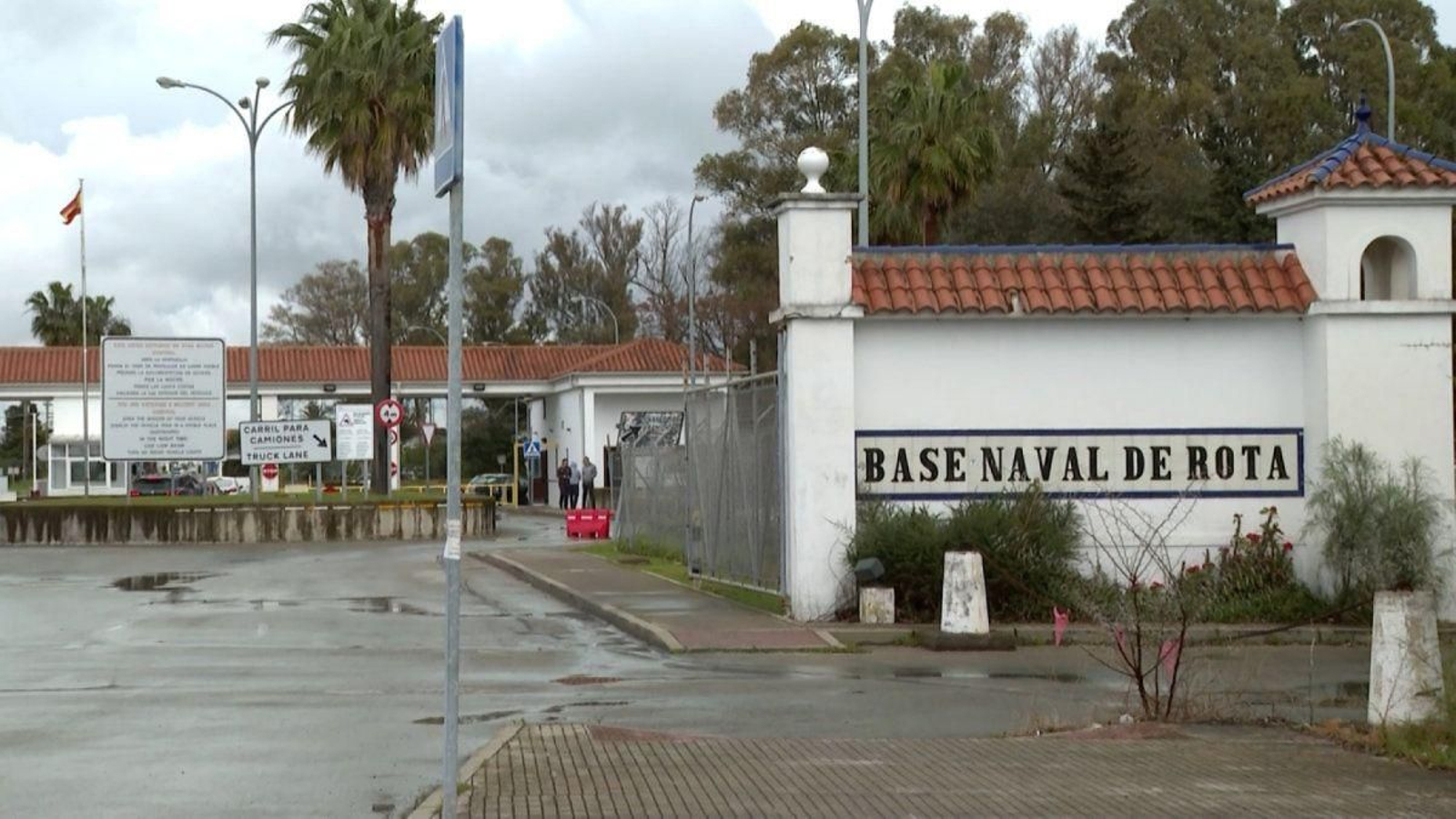 Entrada a la base naval de Rota, en Cádiz.