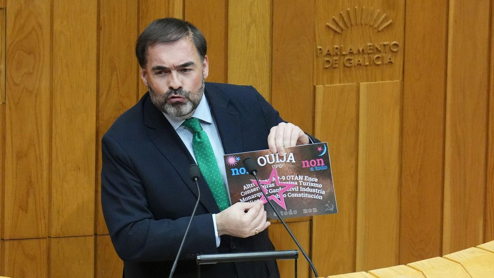 El portavoz del PP, José Alberto Pazos, en su intervención.