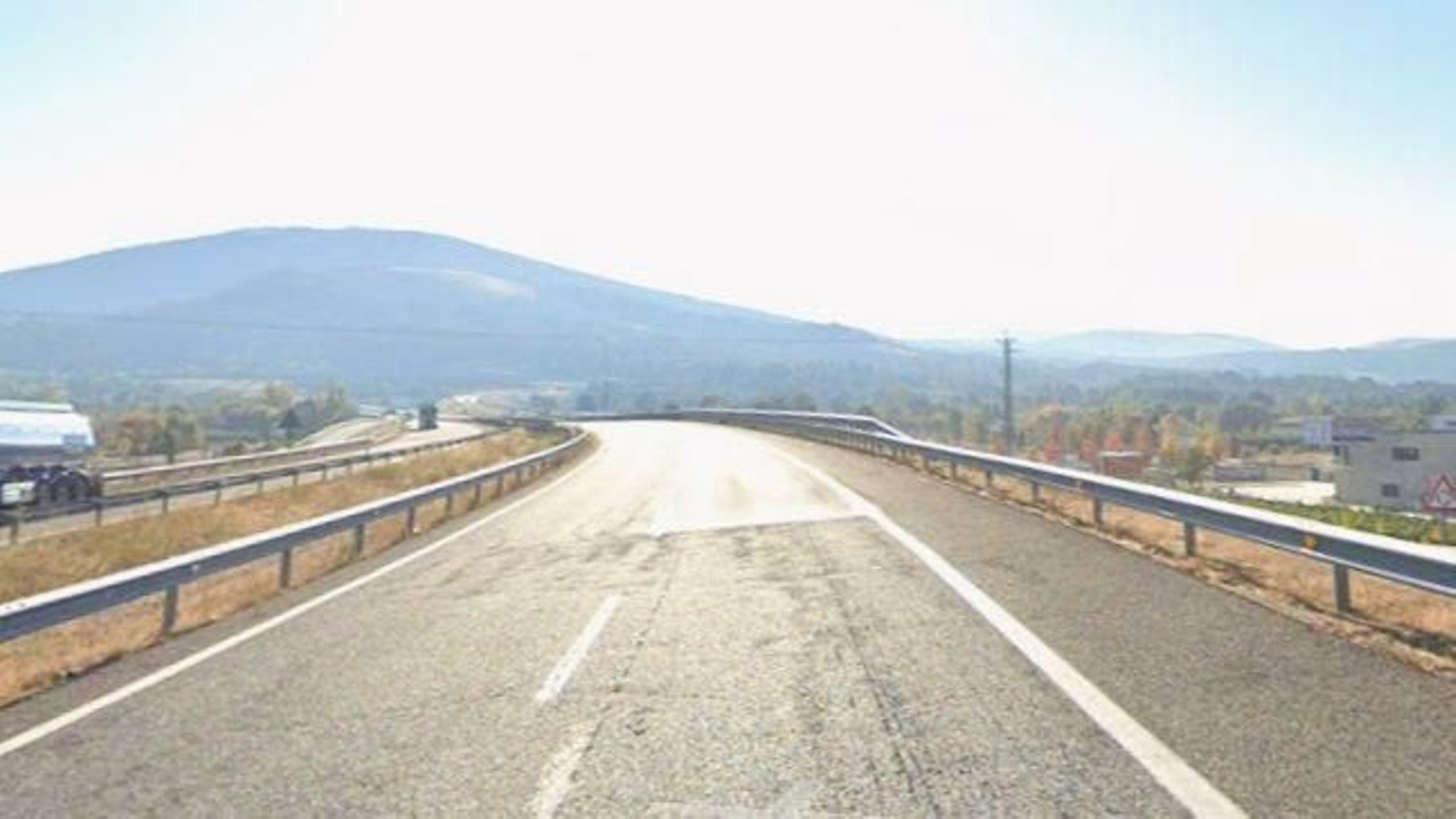 El punto kilométrico en el que ocurrió la salida de vía