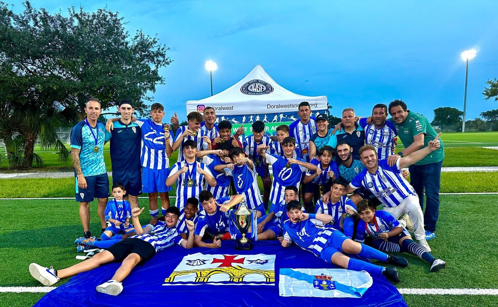 El cadete del UDJ de Almeiras de A Coruña, ganadores del torneo en Miami