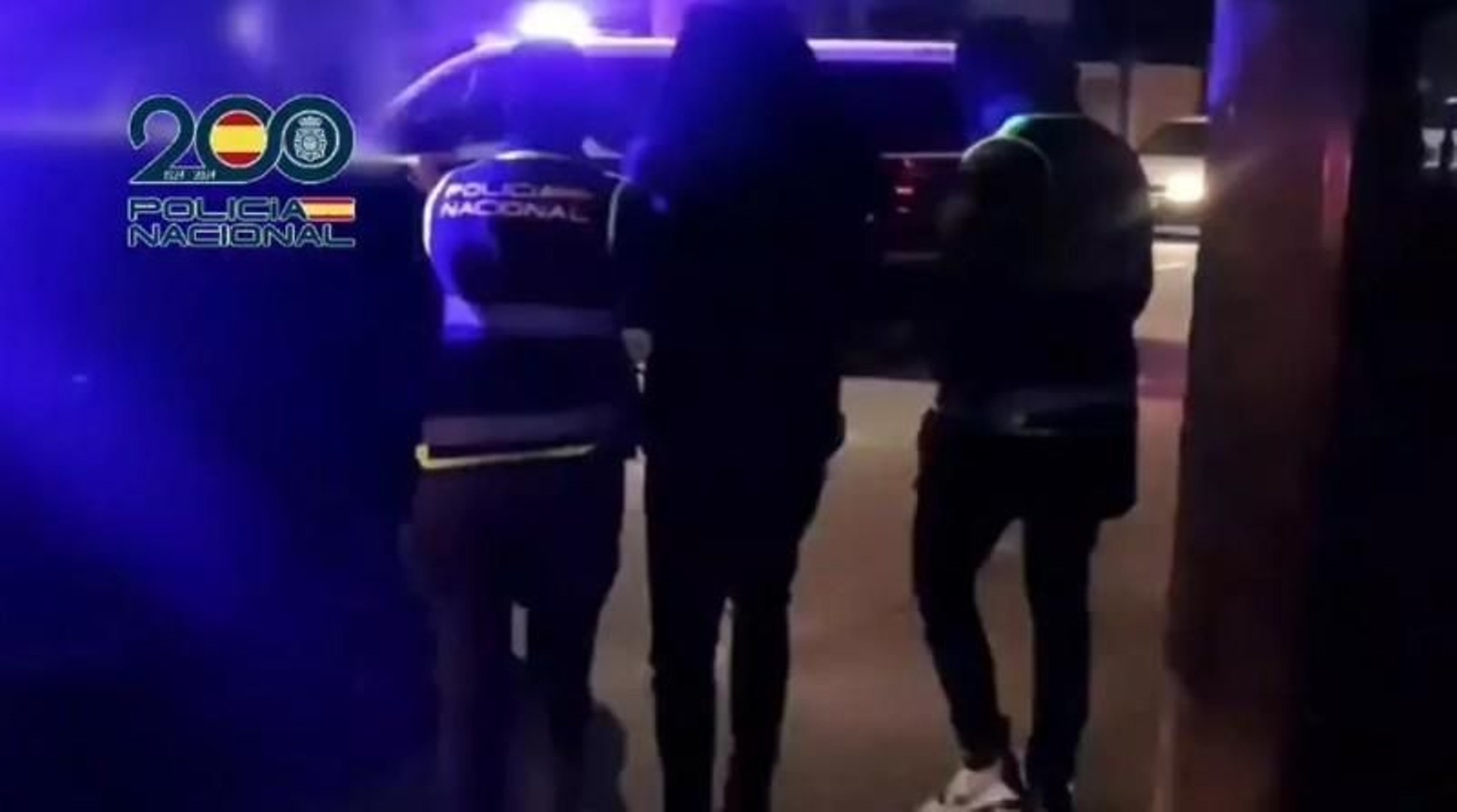 Un momento de la detención del presunto yihadista el pasado martes en Ribadumia.