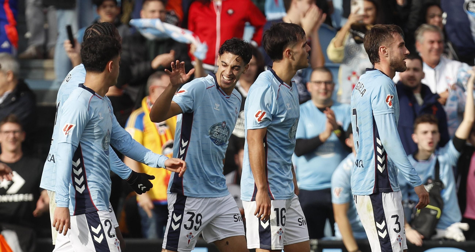 Galería | El Celta se da un festín en Balaídos frente al Valencia