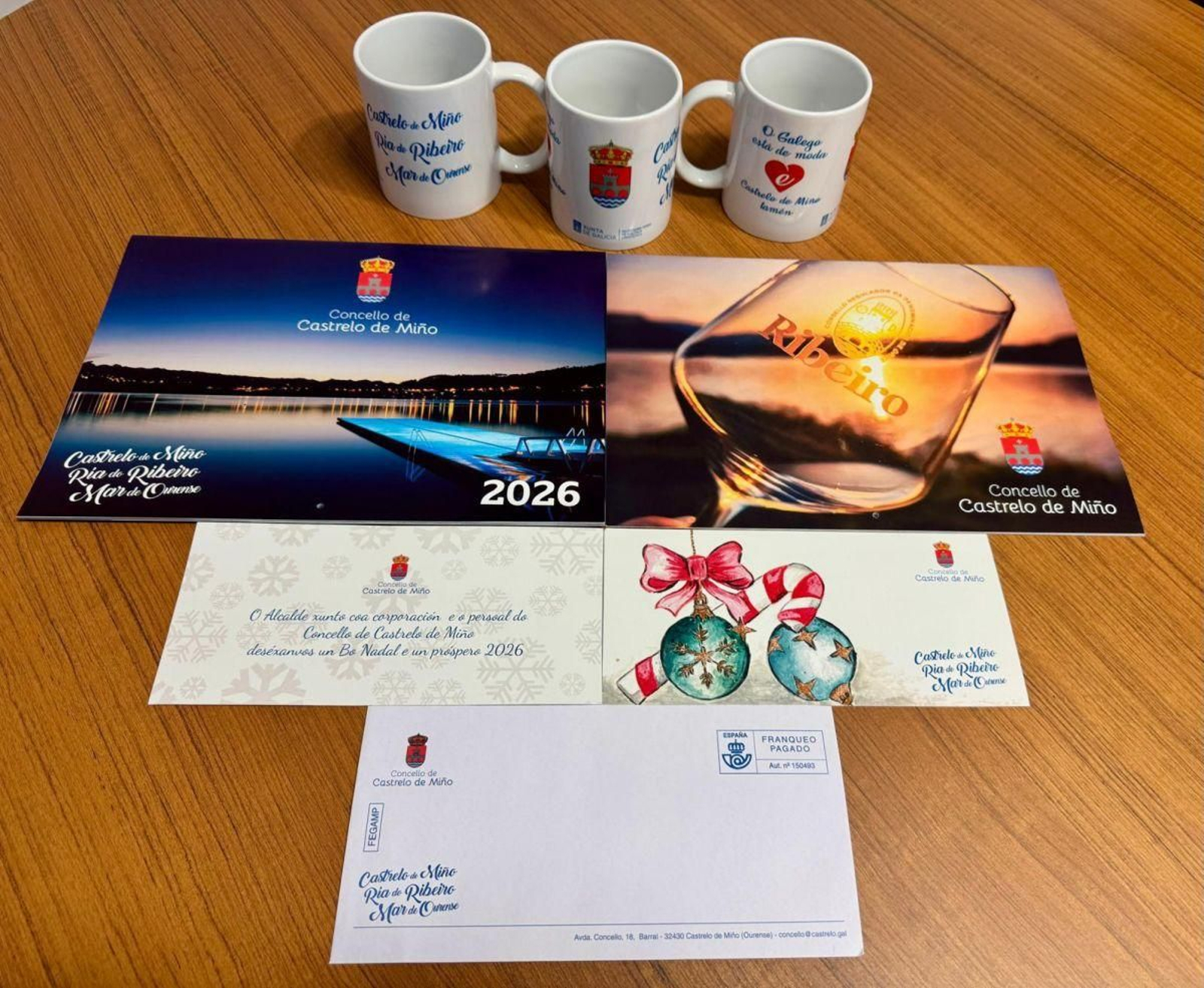 Los vecinos recibirán una taza, almanaque y felicitación.