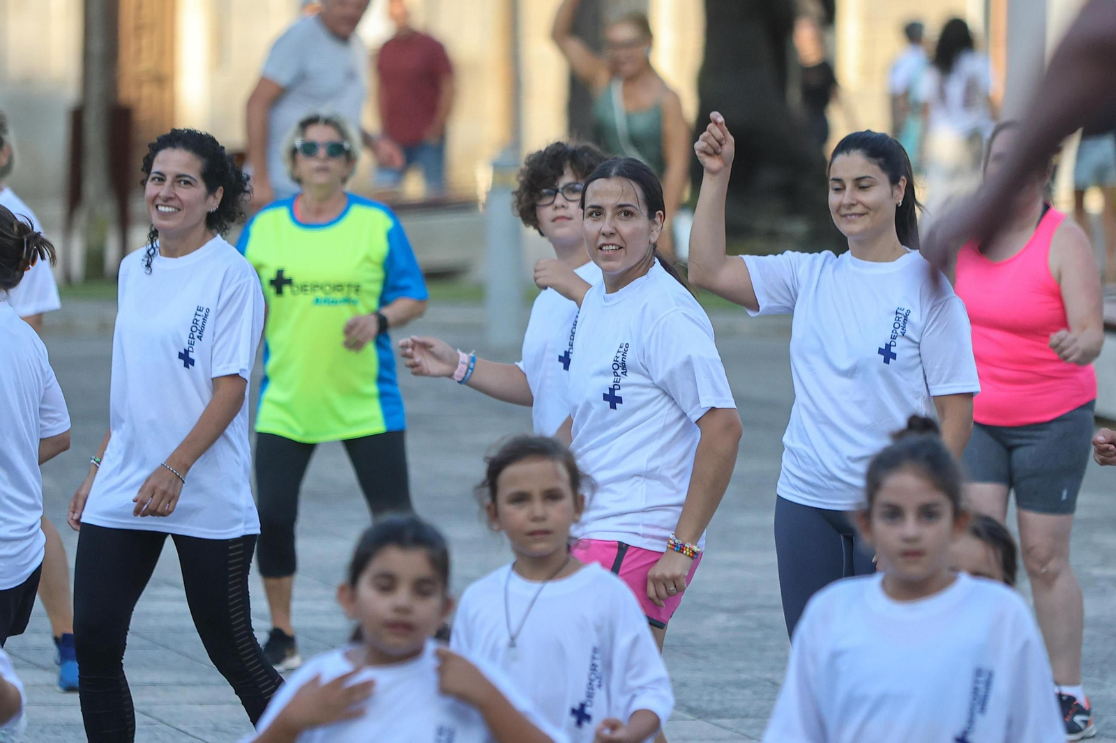 Galería | Un centenar de personas se activan con la sesión de zumba de +Deporte Atlántico