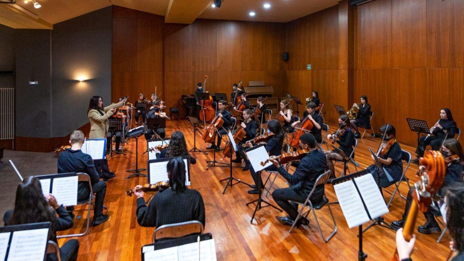 Durante ensaios no conservatorio.