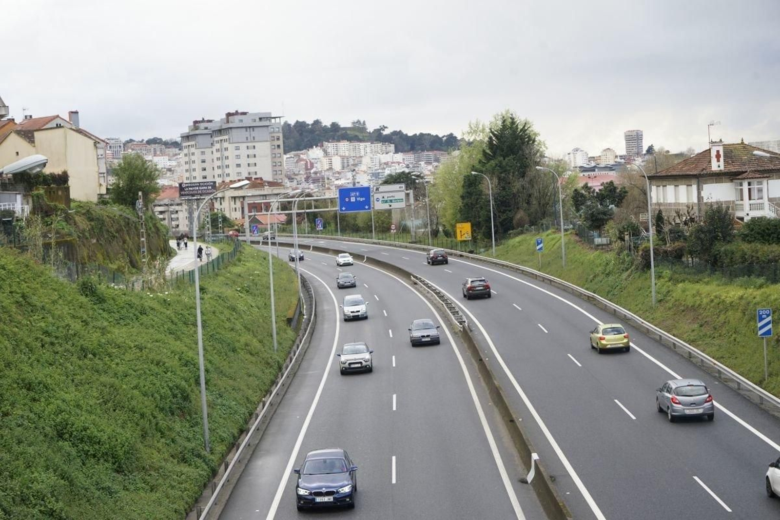 La autopista AP-9, a su paso por Vigo.