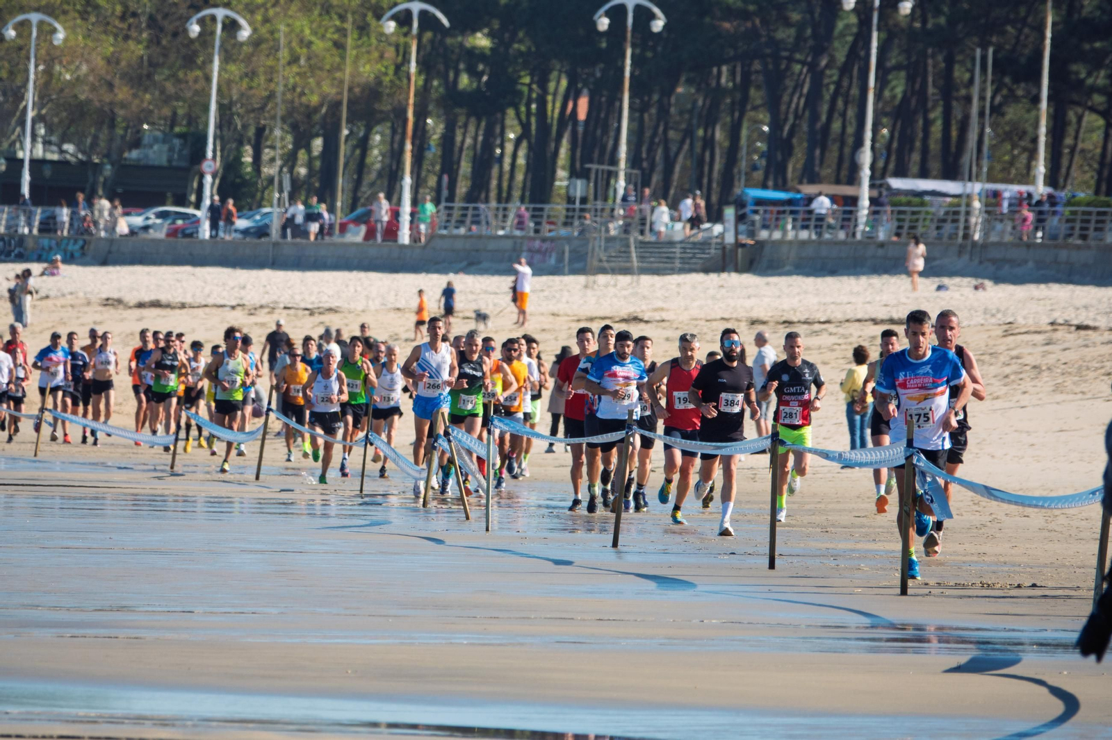 Galería | Más de un millar de participantes en la RunRun Vigo de Samil