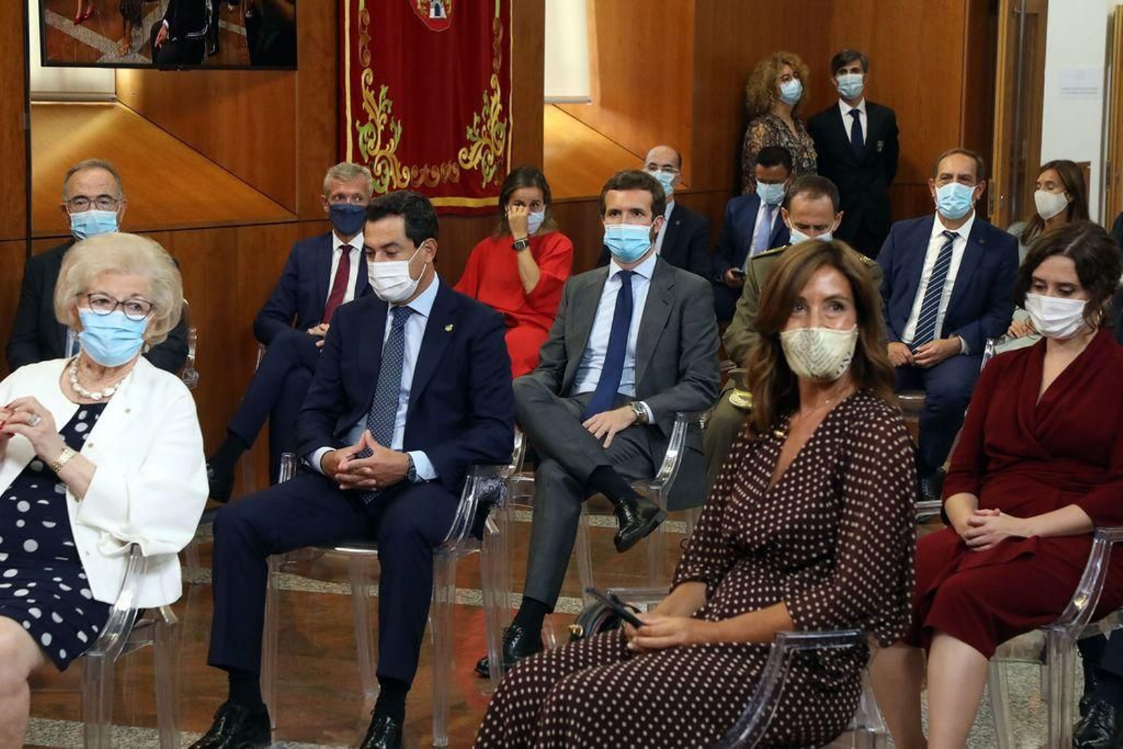 Feijóo toma posesión como presidente de la Xunta