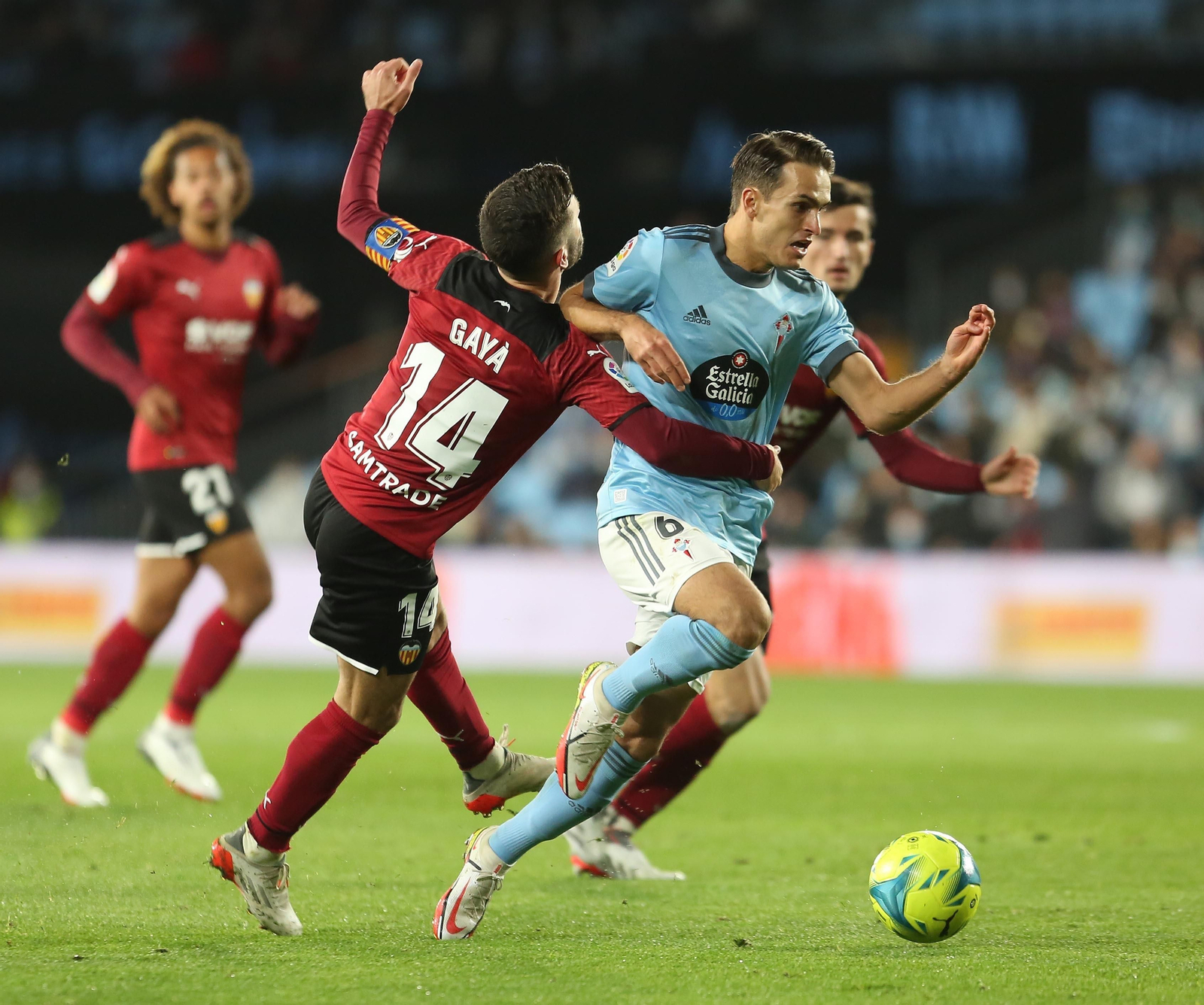 Celta-Valencia. // EFE