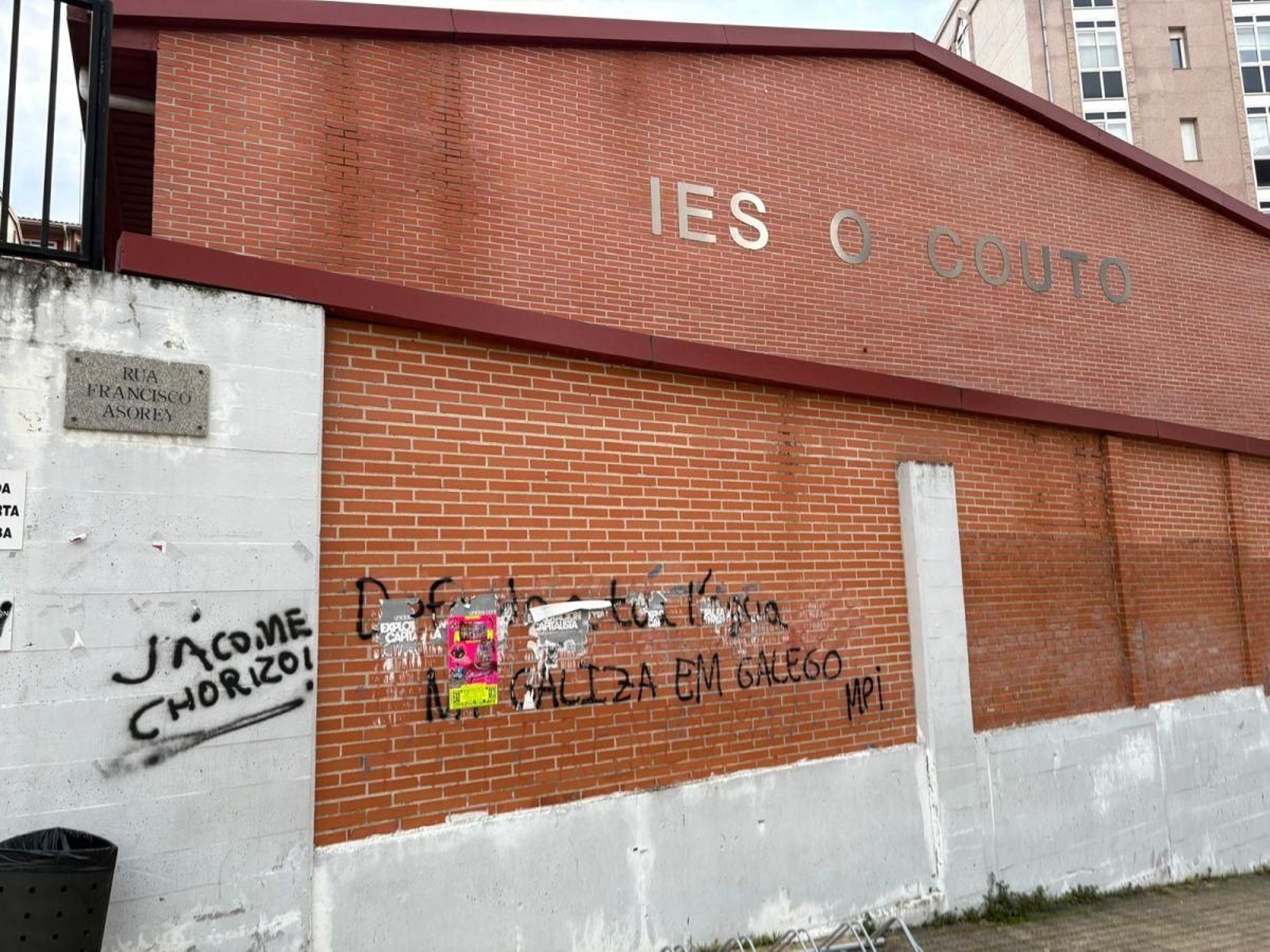 Pintadas y cartelería ilegal