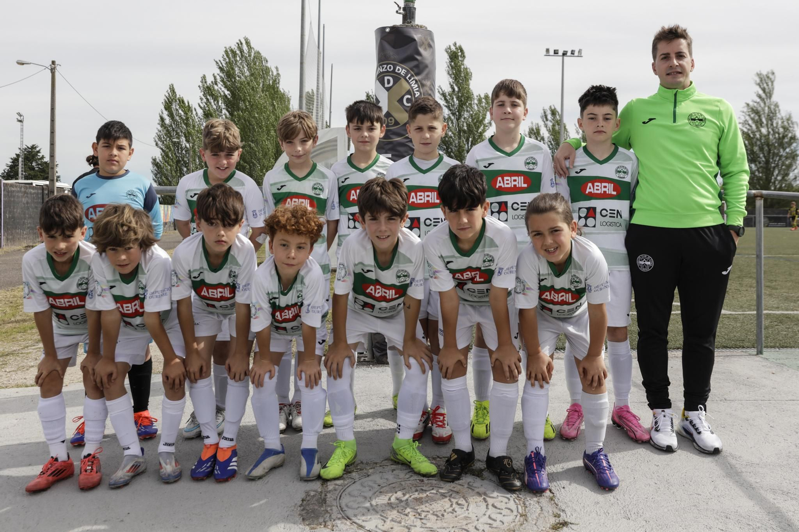 Galería | La fase intermedia del Campeonato Gallego de Fútbol 8 aterriza en Xinzo de Limia