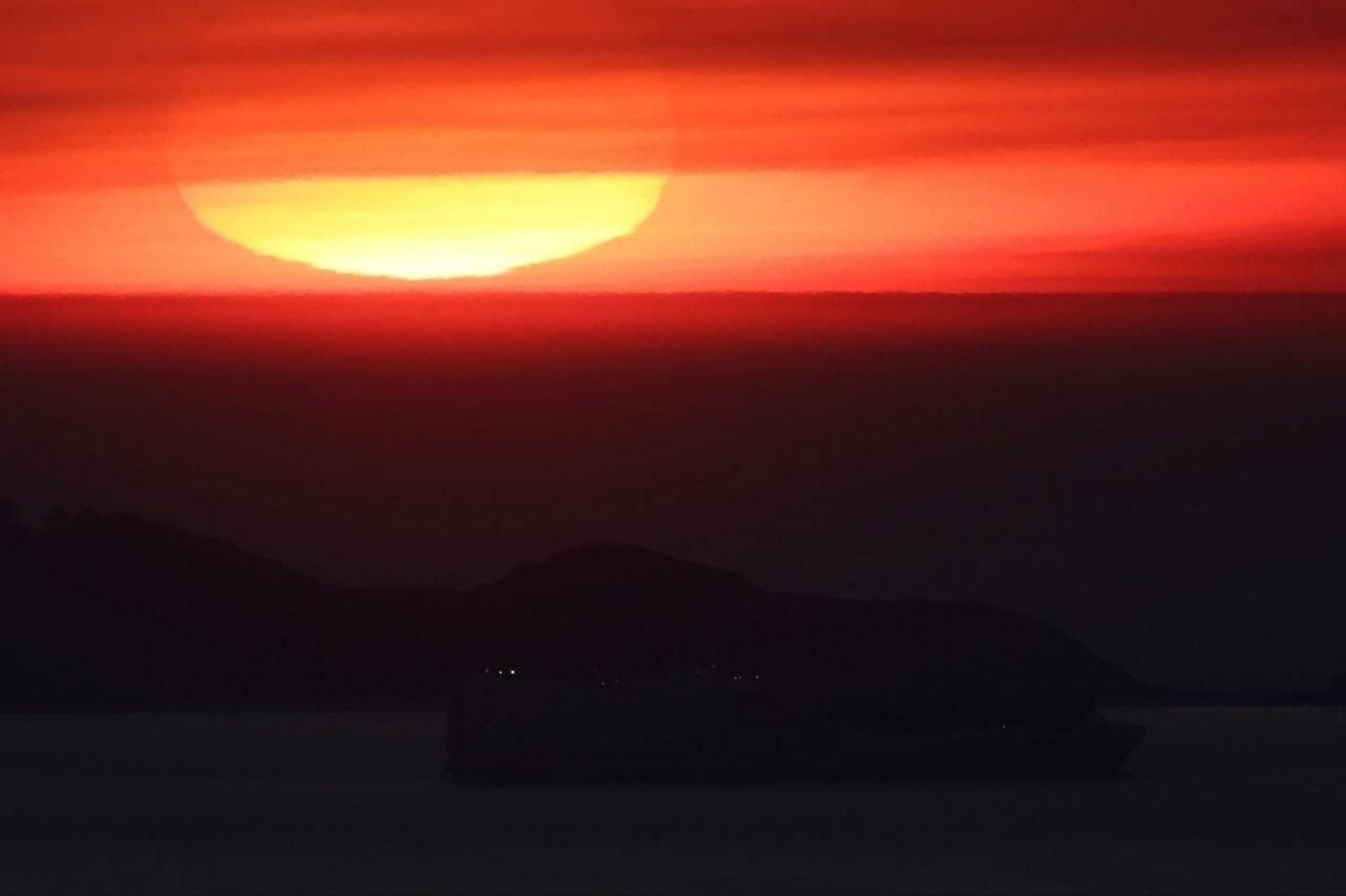 Galería | Los días más largos en Vigo regalan espectaculares puestas de sol